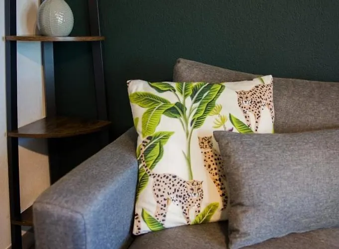 Le Jardin Sequoia ~ Climatisation ~ Parking Apartamento *