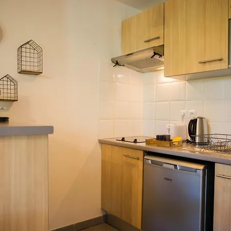Apartment Le Jardin Sequoia ~ Climatisation ~ Parking L'Union