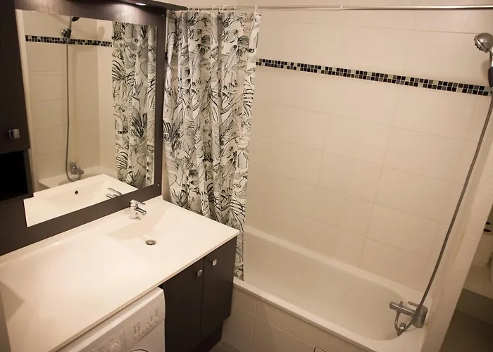 Le Jardin Sequoia ~ Climatisation ~ Parking LʼUnion